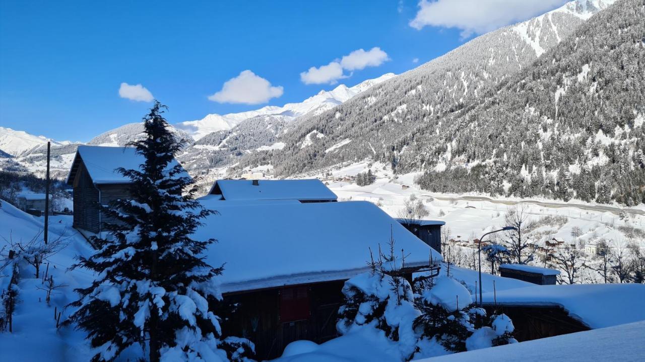 Chesa Prema Bed & Breakfast - Restaurant Disentis Exterior foto