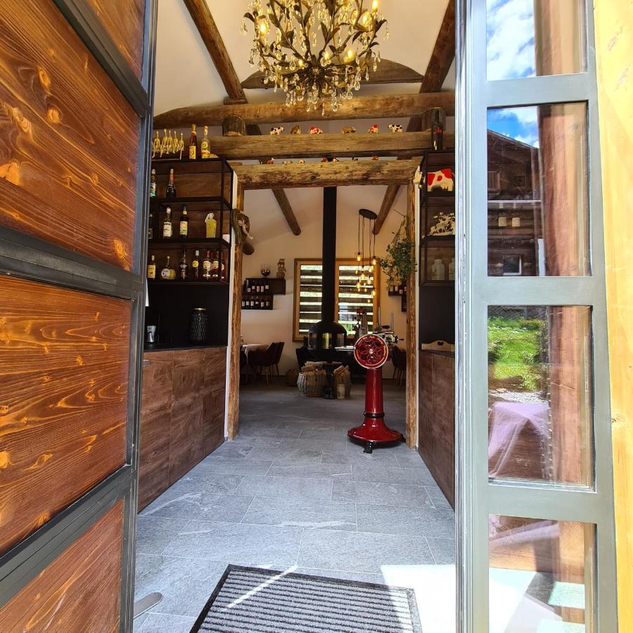 Chesa Prema Bed & Breakfast - Restaurant Disentis Exterior foto