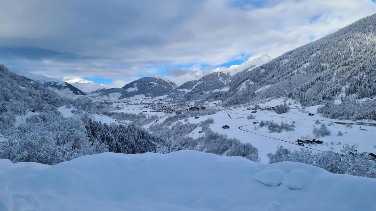 Chesa Prema Bed & Breakfast - Restaurant Disentis Exterior foto