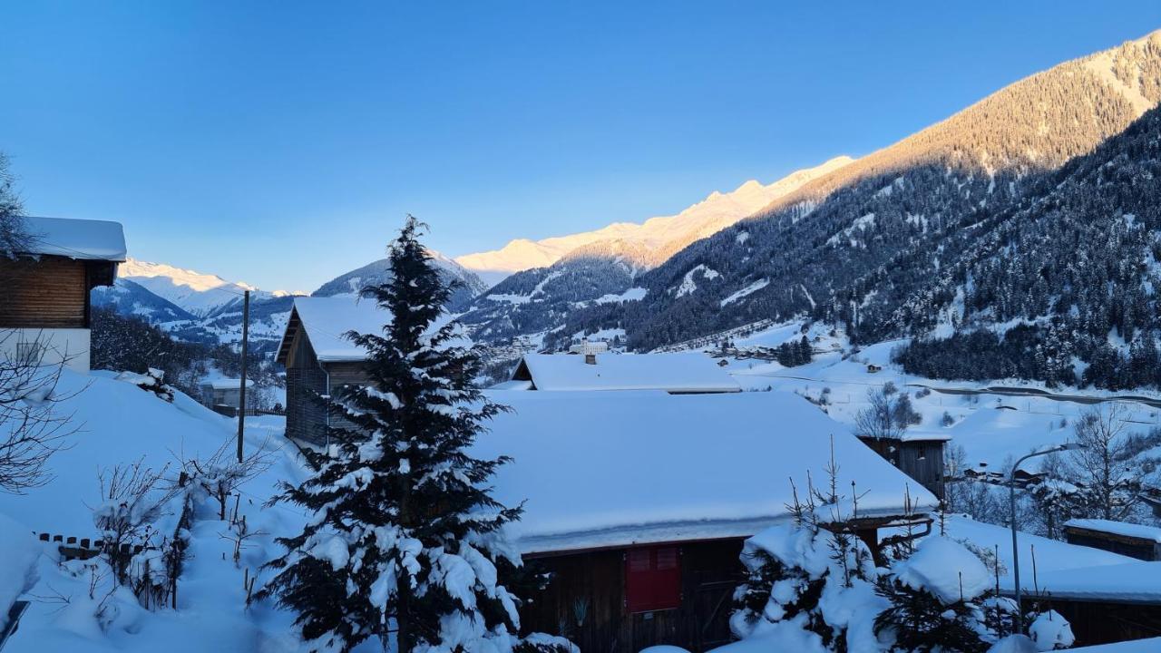 Chesa Prema Bed & Breakfast - Restaurant Disentis Exterior foto