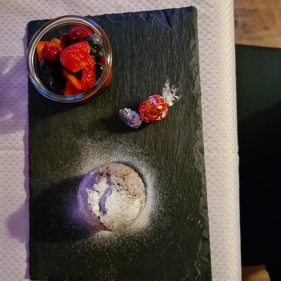 Chesa Prema Bed & Breakfast - Restaurant Disentis Exterior foto