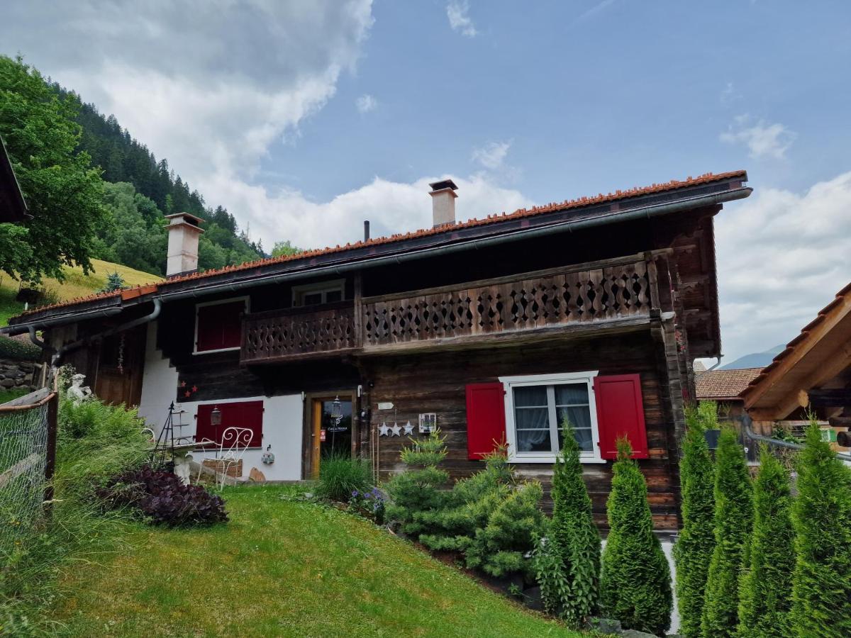 Chesa Prema Bed & Breakfast - Restaurant Disentis Exterior foto